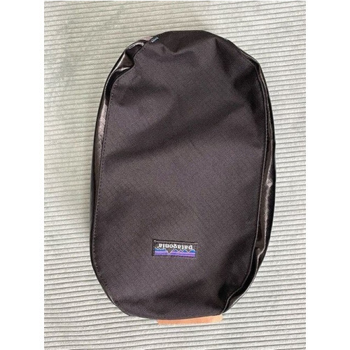 Patagonia ブラックホール・キューブ 6L FitZ Trout s-l400.jpg