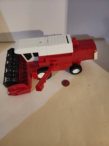 NEWRAY COMBINE HARVESTER FARM TOY 1/32 SCALE - Picture 5 of 10