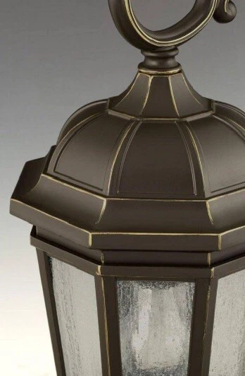 Posto externo Progress Lighting P540002 Verdae 3 luzes 22-5/8"H - Bronze - Imagem 2 de 3