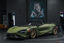 2022 McLaren 765LT MSO MATTE URBAN GREEN $570,000 MSRP + $50.000 in Tasteful