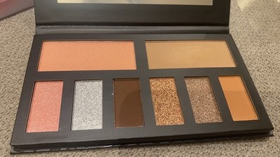 Phase Zero Eyeshadow & Blush Palette Bare Necessities