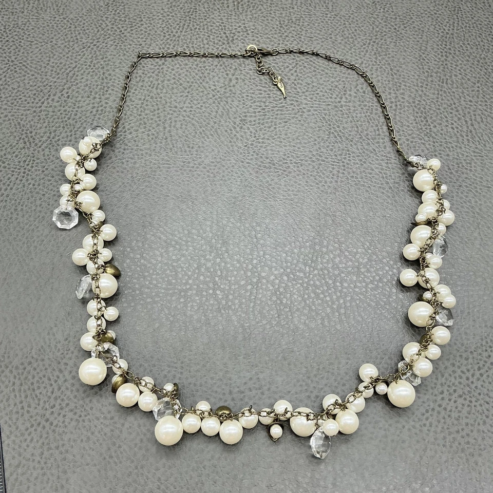 Chloe + Isabel Faux Pearl Crystal Necklace Gold Tone Chain Statement Beaded - Image 2 of 4