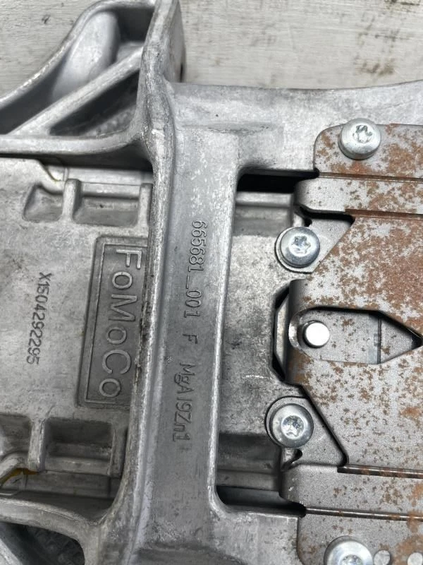 Ford Taurus 2013 2019 equipamiento policial columna de dirección OEM+ Foto 3 de 4