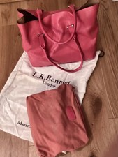 lk bennett pink bag large tote quality leather + large makeup bag was £300+ Good