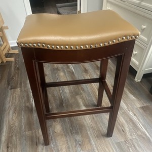 5x Tan Upholstered Backless Barstool, Dark Wood Frame, Nailhead Trim 29 in.