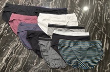 5 Pairs of Men  s Size LARGE Briefs Underwear in assorted styles and colors