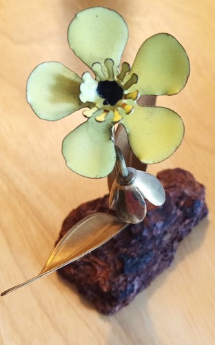 Metal FLORAL FLOWER sculpture HANDCRAFTED BY BOVANO CHESHIRE CONNECTICUT Conn - Picture 3 of 12