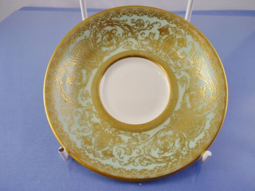 EMBASSY-LIGHT GREEN  C1242 DEMITASSE SAUCER BY ROYAL WORCESTER ENGLAND - Picture 1 of 4