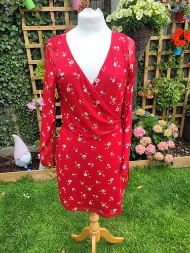 Hollister Dress Size Medium Red Floral Long Sleeve Tie Crossover Dress V Neck