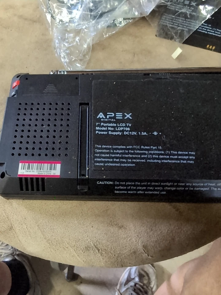 Apex Digital 7-in Portable LCD TV Model Number Ldp706 - Image 2 of 3