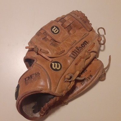 Wilson 12'' Dial Fit System DFS Baseball Glove Crown Web Steer-Hide Right Handed