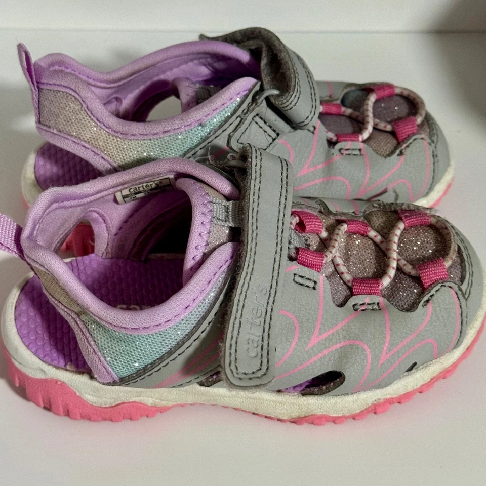 Sandalias deportivas Carter's Kwando para niños pequeños - grises y rosas - talla 7 Foto 2 de 4