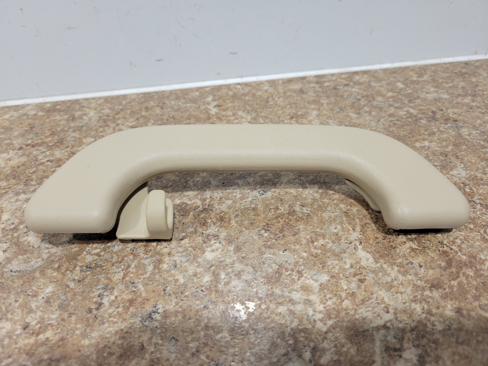 2006 SUBARU B9 TRIBECA RIGHT PASSENGER SIDE REAR INTERIOR GRAB HANDLE ...