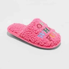 Kids' Holiday Oh What Fun Scuff Slippers - Wondershop  Pink 9-10
