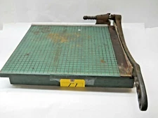 VINTAGE GUILLOTINE PAPER CUTTER 16" X 16"