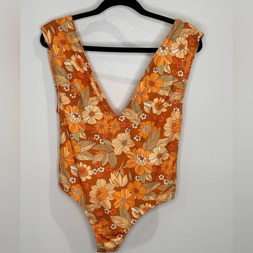 Zara Retro Floral Swimsuit in Beige and Orange - Image 3 of 4