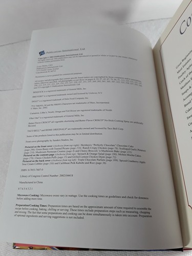 Favorite Brand Name Classic Recipe Collection 2002 384 pages Hardcover - Bild 7 von 8