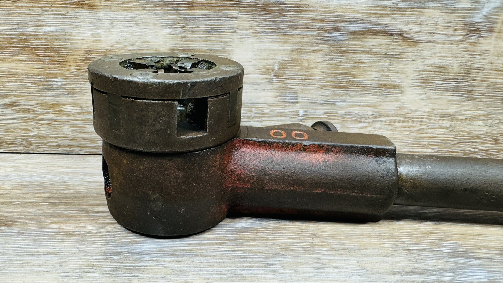 Picture 4 of 8