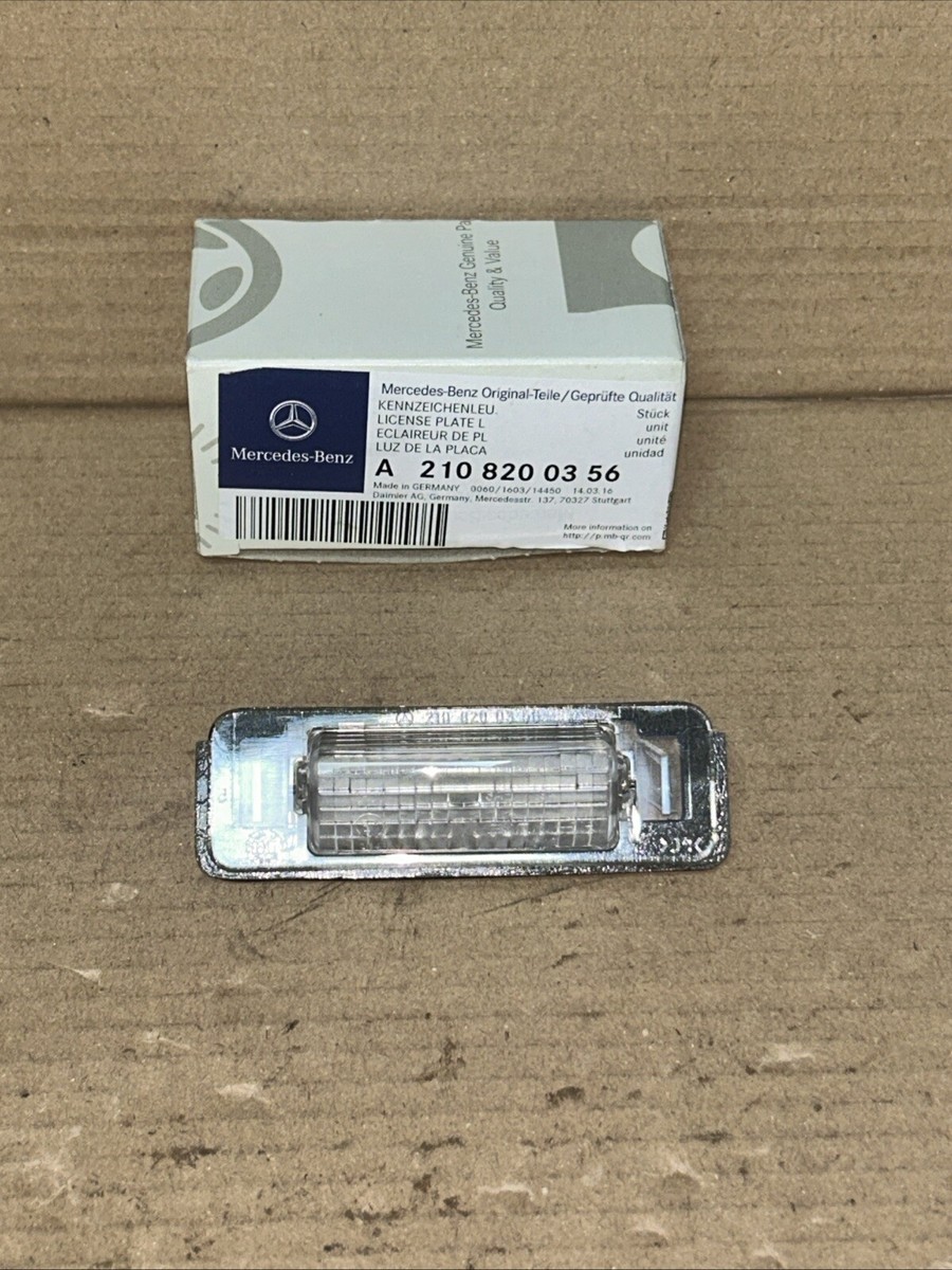 A2108200356 MERCEDES BENZ W202 W210 LICENSE PLATE LAMP GENUINE NEW