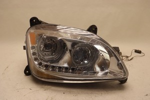 2018-2023 PETERBILT 579 PACCAR FRONT RIGHT SIDE HEADLIGHT LED LAMP CHROME OEM