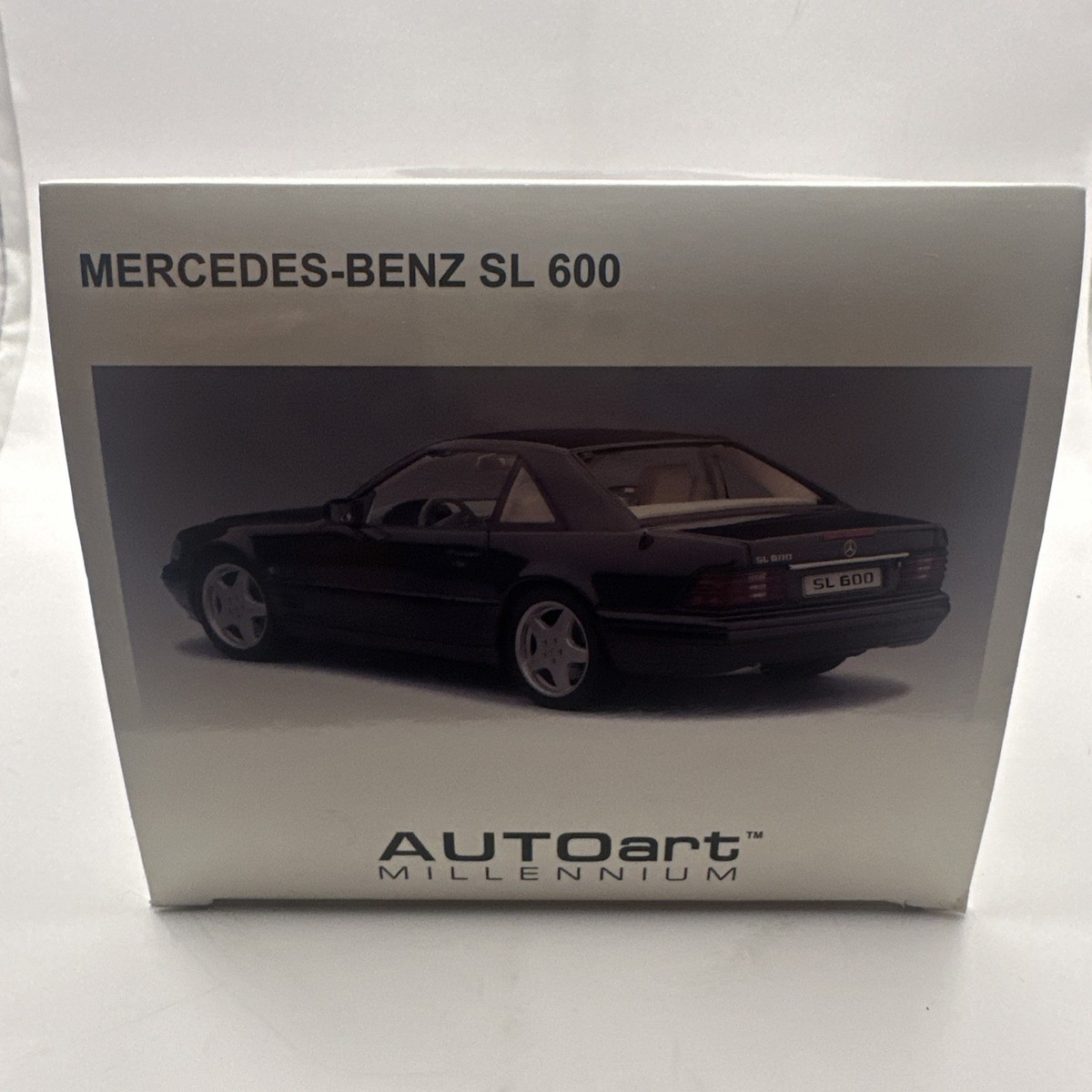 AUTOART MILLENIUM 1:18 MERCEDES-BENZ SL 600 1997 BLACK METALLIC
