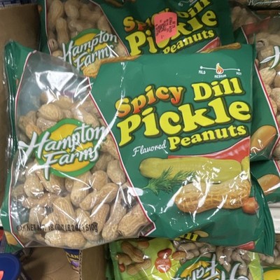Hampton Farms Spicy Dill Pickle Flavored Peanuts Snack Mix 18 oz (510g)