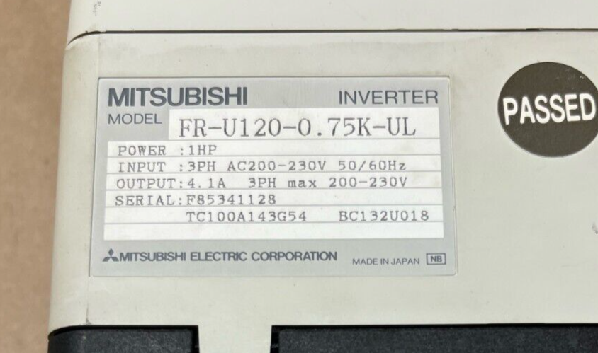 Mitsubishi FR-U120-0.75K-UL Inverter Drive 1HP Freqrol-U100