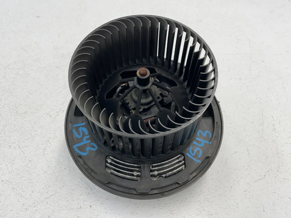 08 09 10 BMW 135i E82 HVAC aquecedor ventilador motor 1543 fabricante de equipamento original - Imagem 2 de 4