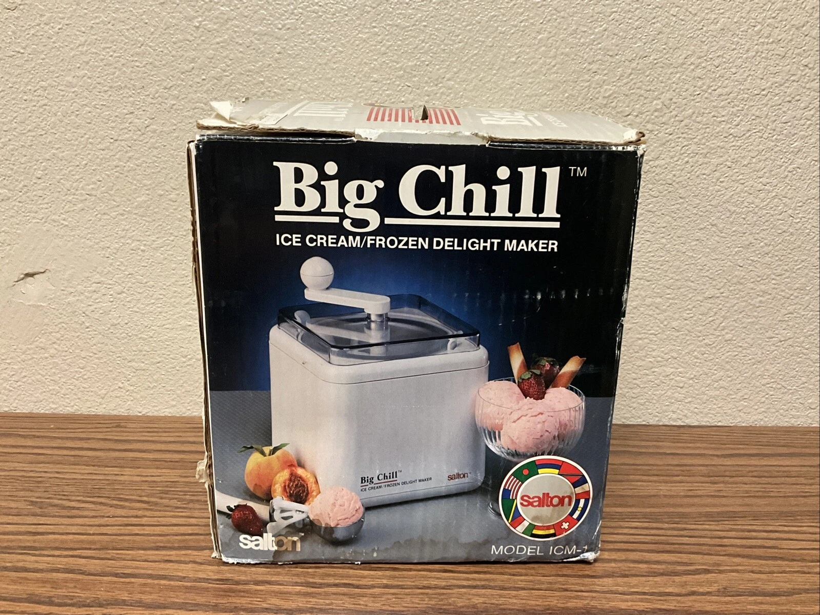 Vintage Salton 1986 “Big Chill” Non Electric Ice Cream Maker