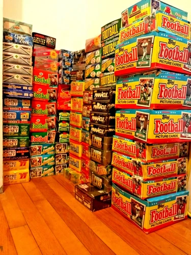Unopened Football Card Packs-Topps/Score/Fleer/Pro Set/Upper Deck & more-U-Pick!