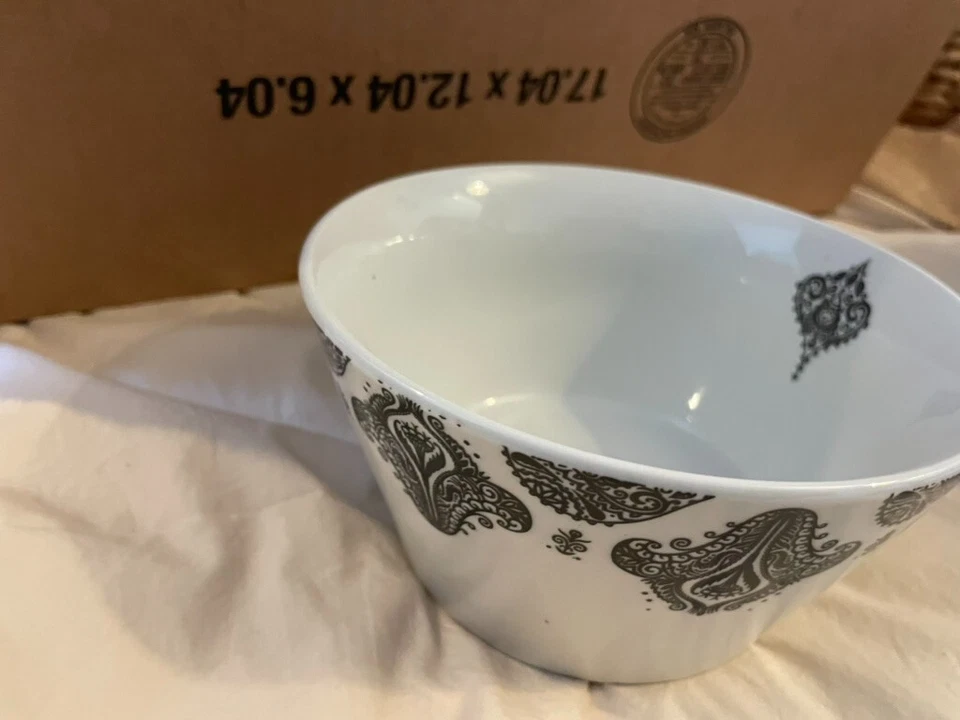 Juego de 4 cuencos Cynthia Rowley cachemira blanca y negra nuevo en caja Foto 3 de 4
