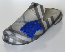 Burberry Women s Stingray Rubber Lichen IP Check Sandals 9 39 8088959 NIB 570