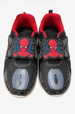 Boys Size 1 Black Spiderman Light Up Sneakers...