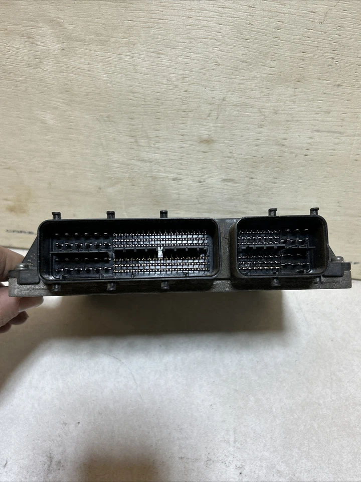 Módulo de control de vehículo híbrido Lexus GS450H 2007 OEM 89981-30021 Foto 4 de 4