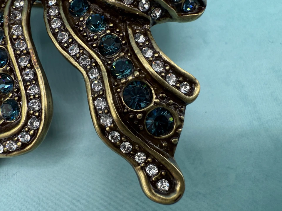 Broche/cinta de pasador de cristal Heidi Daus "Prized Possession" cristales de Swarovski Foto 4 de 4