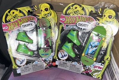 Lot 2023 Hot Wheels Skate Tony Hawk Fingerboard Sky Shredder & Just Wingin  It 