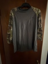 Under Armour HeatGear Gray and Camouflage Loose Men's 3/4 Sleeve T-Shirt Medium