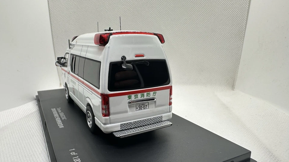Ambulancia 1/43 CARNEL Toyota Himedic Japón Tokio Foto 3 de 4