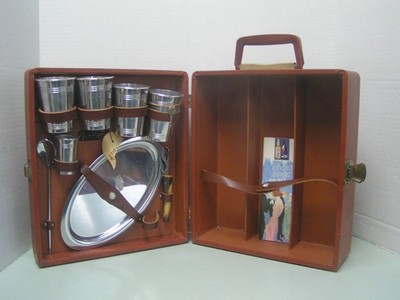 Vintage The Original Trav-L-Bar by Ever-Wear Travel Camping BAR Set w/KEY