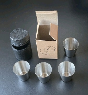 4 Edelstahl Becher / Set of 4 Stainless Steel Caps - Schnapsbecher