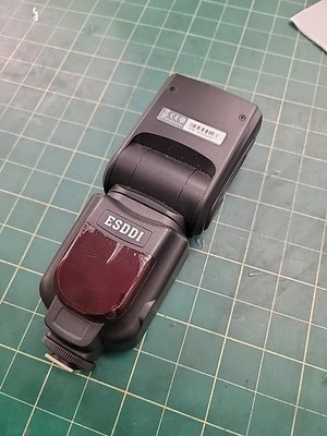 ESDDI PLF-650 Wireless Flash Speedlight Canon Nikon Olympus Pentax ︎NIB