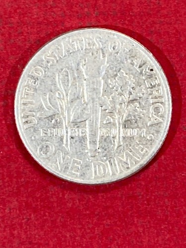1962 United States 10 Cent Silver Coin Circulated - Foto 2 di 2