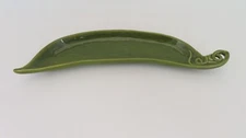 Pottery Barn Pea Pod Shape Garden Crudite Platter Tray Green Ceramic 19"Long