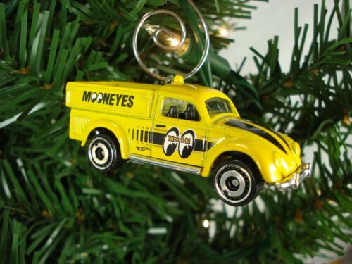 Custom Ornament made Hot Wheels Volkswagen Beetle Pickup MOONEYES Deluxe Hanger - Foto 1 di 6
