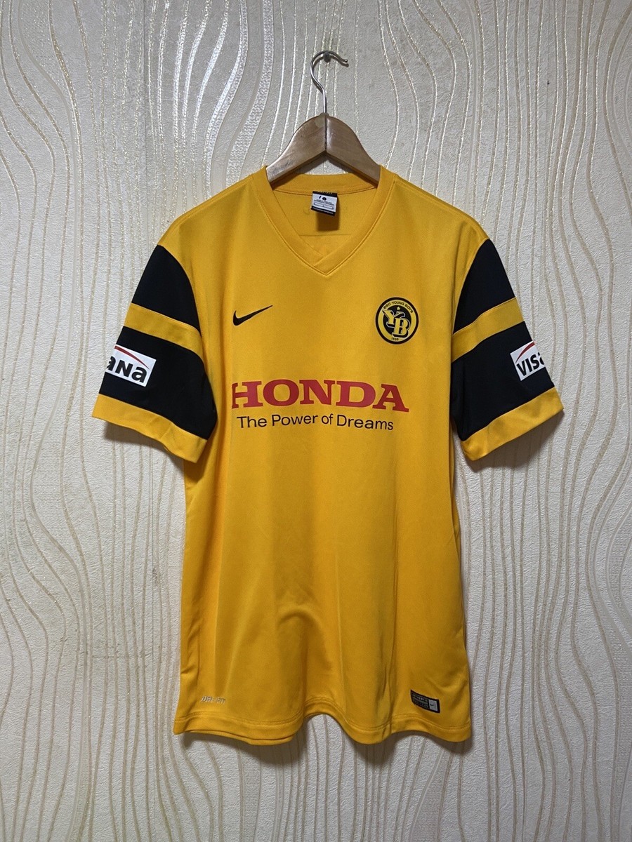 YOUNG BOYS 2015 2016 HOME FOOTBALL SHIRT SOCCER JERSEY NIKE sz L