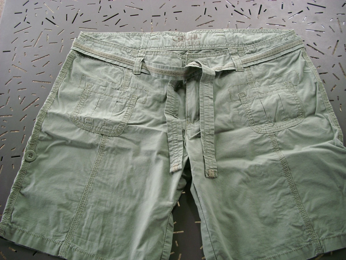 Short femme taille 42 sale