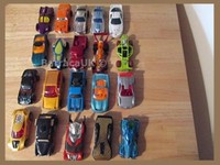 Hot Wheels Set Of Twenty Random Cars/models Hot Wheels Set Of Twenty Random Cars/models