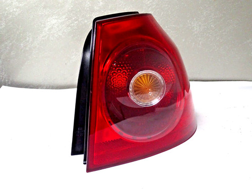 VW Golf 5 1K Rückleuchte Heckleuchte Rücklicht Rechts 1K6945096AA