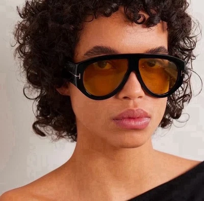 Tom Ford large black frame amber orange lens sunglasses TF1044 60-12-140 - Image 1 of 4