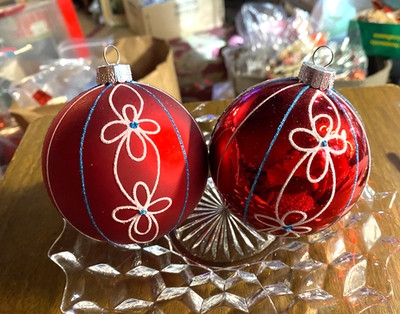 2 Large Red Shiny & Matte w Glitter Shatterproof Christmas Ornament 3''